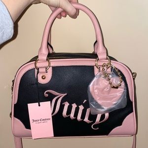 BRAND NEW Juicy Couture bag with short handles and long strap! 💗🖤